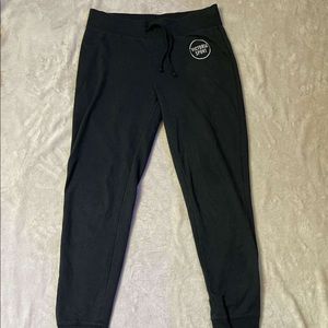 black sweat pants
